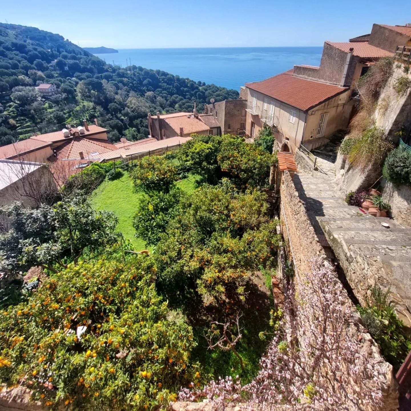 La Casa sul Blu Albergo Diffuso Pisciotta Bagian luar foto